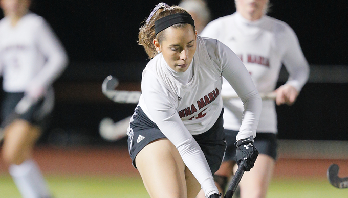 Field Hockey Suffers 6-1 Loss to Sharks