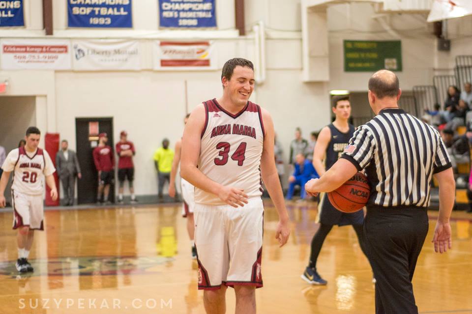 &lsquo;Cats Make It Four in a Row Against Rivier