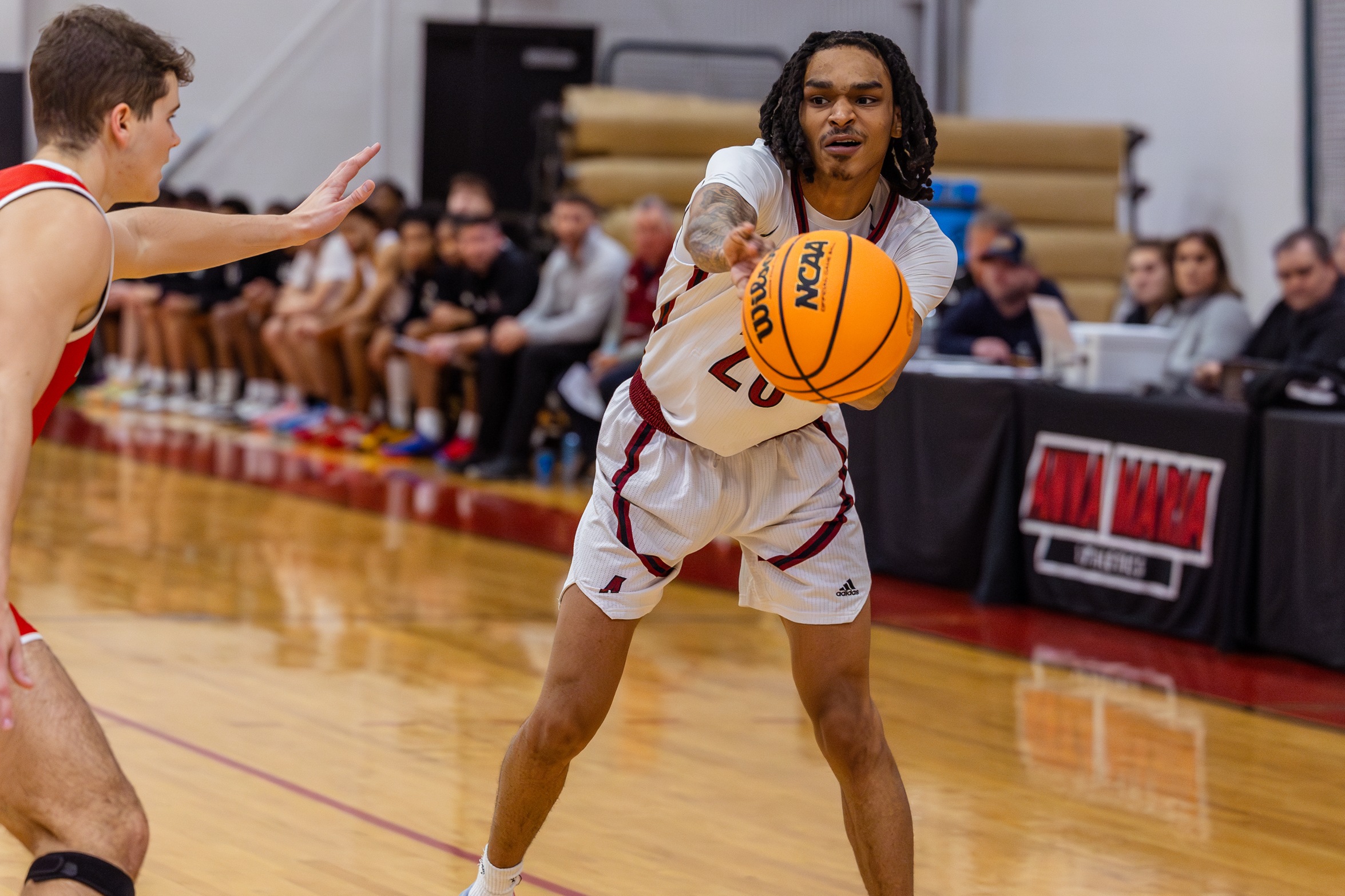 Pride Squeak Past Men&rsquo;s Basketball 65-63