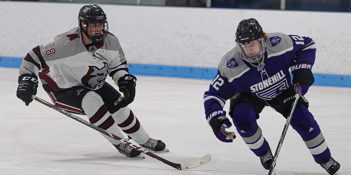 Junior center Guillaume Coulombe (Ste-Julie, QC)