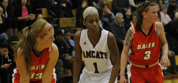 Women's Basketball: Vikings Steer Past AMCATS