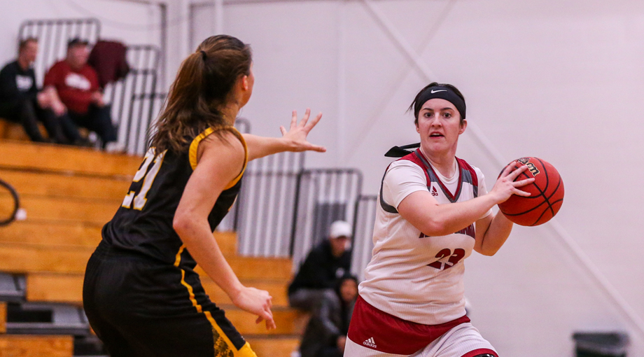 Women's Basketball Falls Short to Suffolk