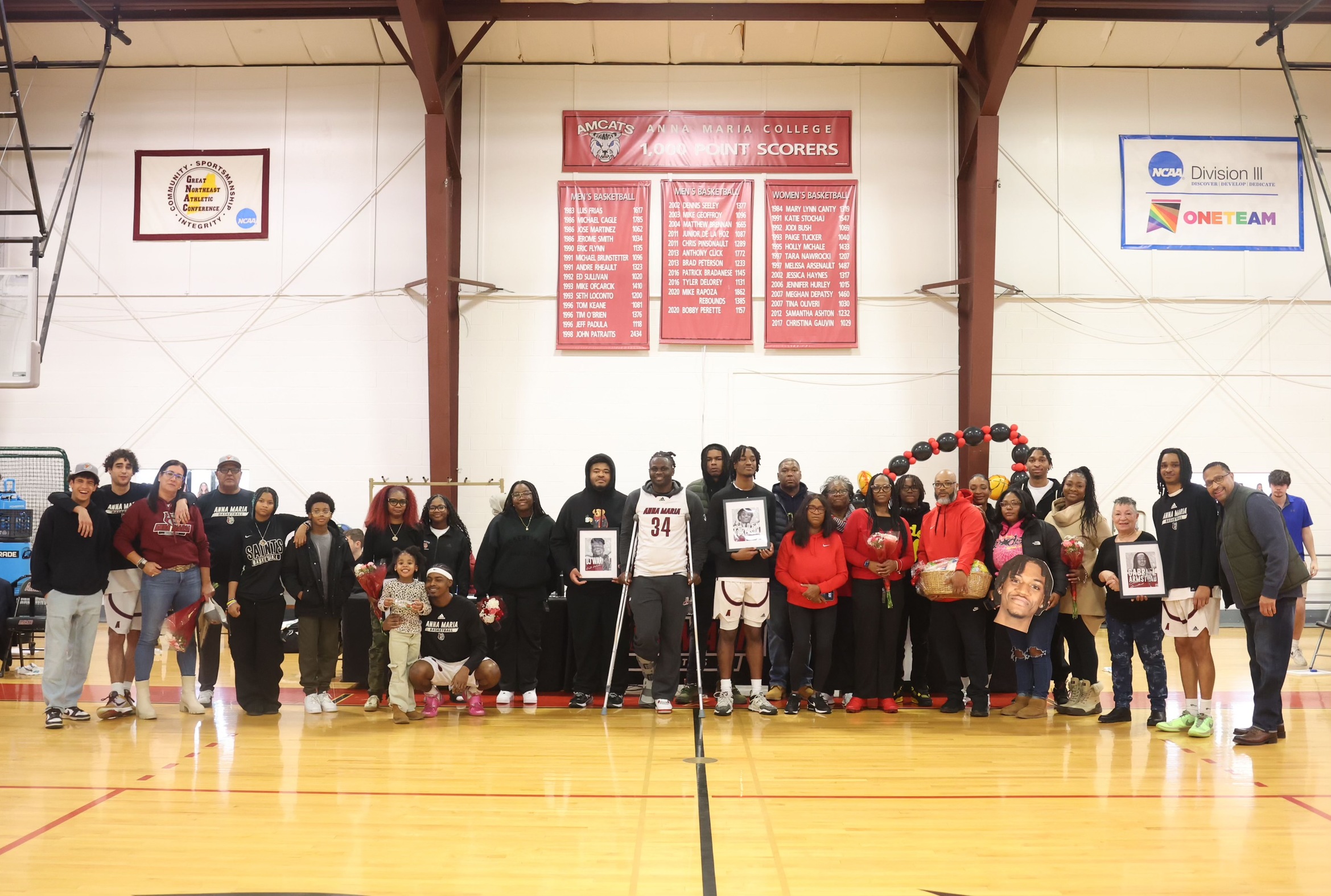MEN&rsquo;S BASKETBALL HONORS SENIOR DAY WITH HARD-FOUGHT EFFORT AGAINST COLBY-SAWYER