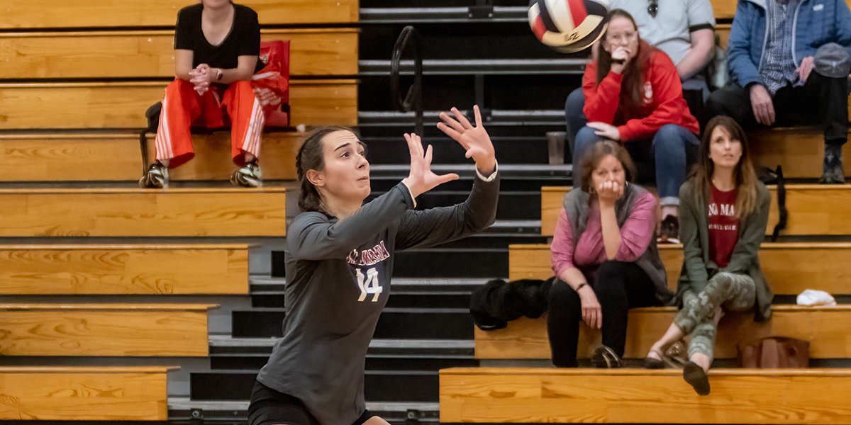 Senior outside hitter Bella Kozciak (Westfield, MA)