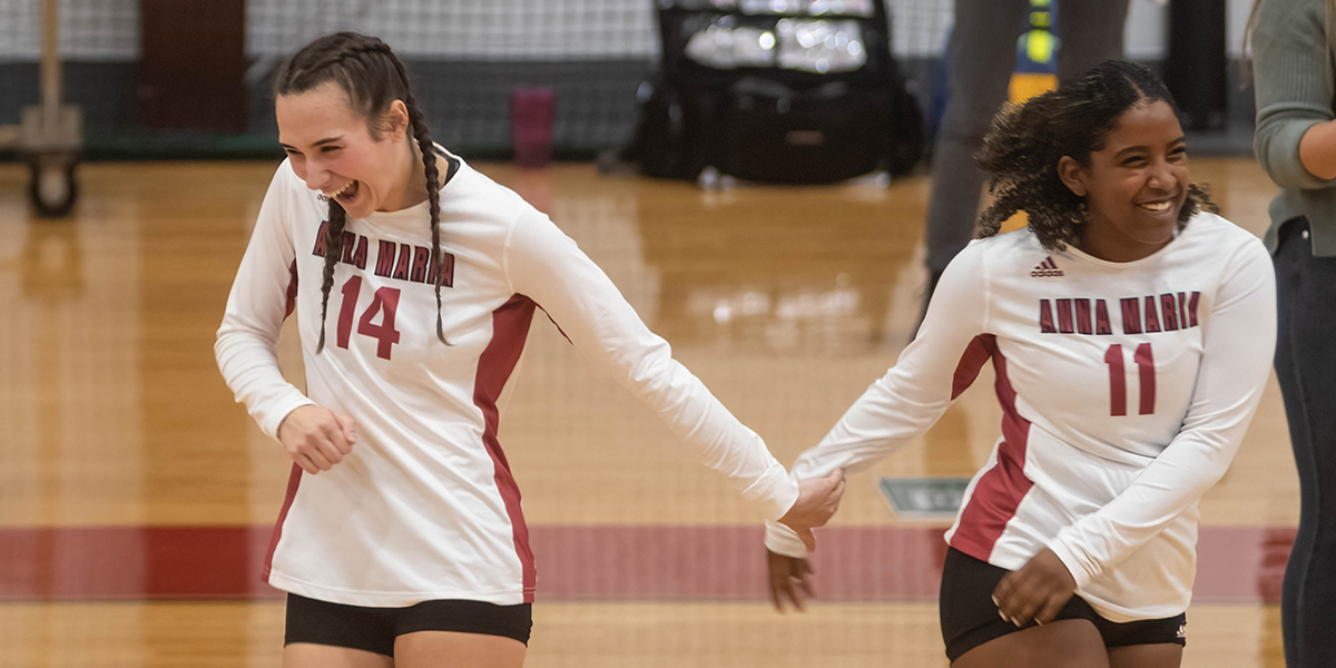 Women&rsquo;s Volleyball Fall to Monks and Falcons